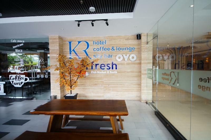 OYO 344 KR Hotel Palembang Buitenkant foto